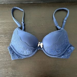 Body by Victoria perfect shape 32B blue bra